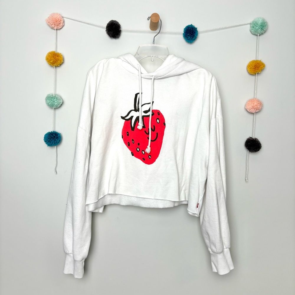 Levi’s Strawberry Cropped Hoodie